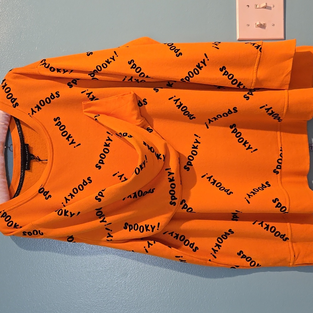 NWT Orange 'Spooky' Sweatshirt Size 2X